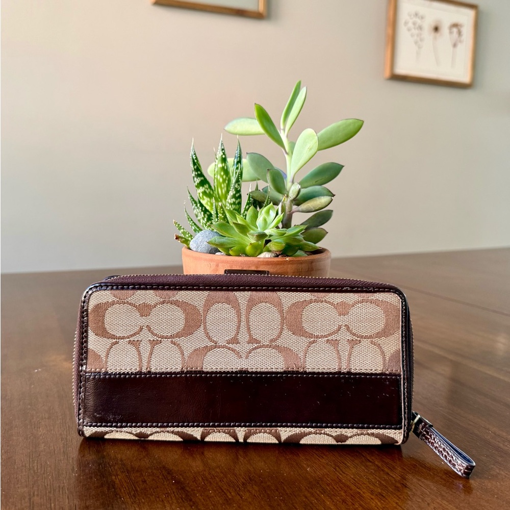 Coach Legacy 65th Anniversary Wallet Clutch - Picture 4 of 11
